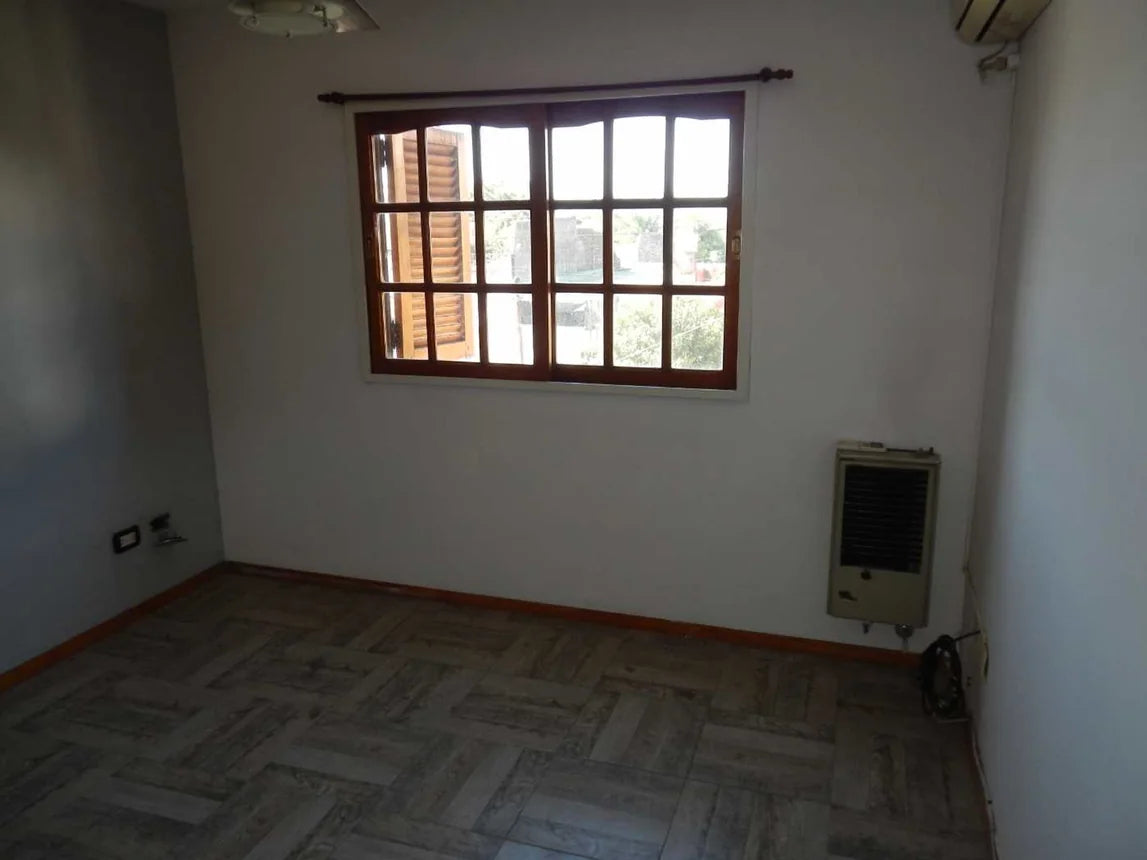 U$S 79.500 VENTA-PH-4amb-EL PALOMAR-c/COCHERA-PATIO-PARRILLA