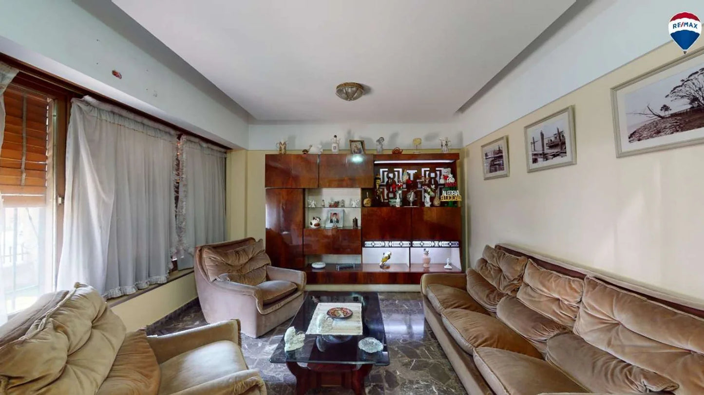 145.000 USD CASA DE 5 AMB CON GARAGE Y QUINCHO